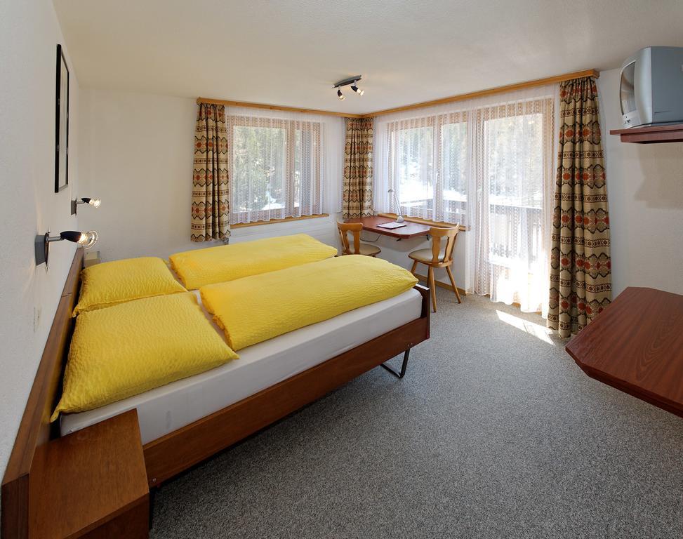 Hotel Zum See Grächen Rom bilde