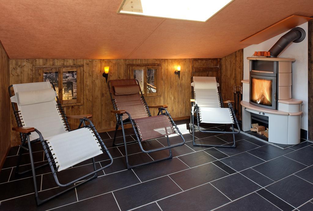 Hotel Zum See Grächen Eksteriør bilde
